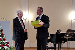 Gedenkstunde zur Pogromnacht am 12.11.2025 in Ansbach. Foto: Alexander Biernoth